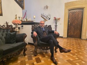 Eduard Petrescu Ce Este PR-ul și De Ce Afacerea Ta Are Nevoie de Cel Puțin 500 de Articole de Presă Optimizate SEO